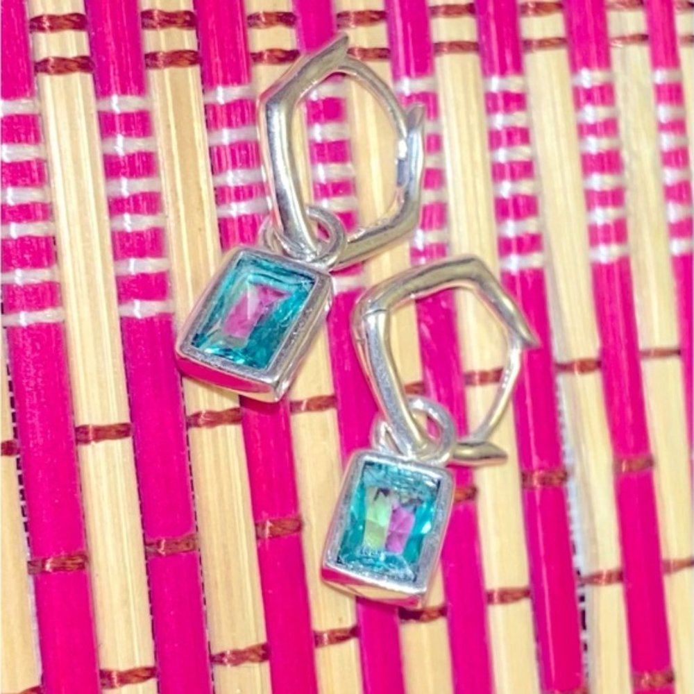 Crystal Green ?clear ?stones Sterling Silver Earrings ?